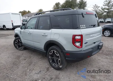 2022 Ford Bronco Sport Outer Banks z USA, uszkodzony, nr VIN 3FMCR9C6XNRD70446